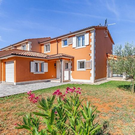 Lotus Villas Resort Пула Екстер'єр фото